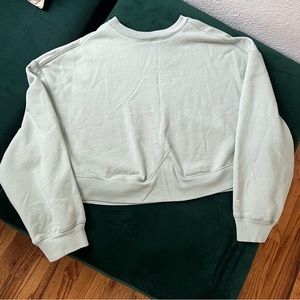 Everlane Cropped Crewneck